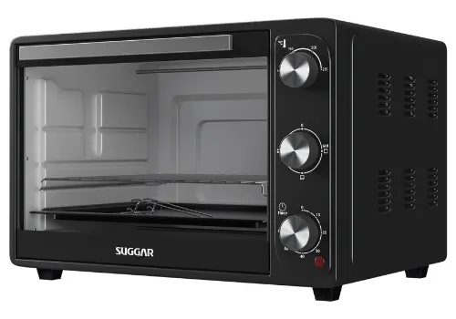 Forno todo preto com porta de vidro e puxador metálico